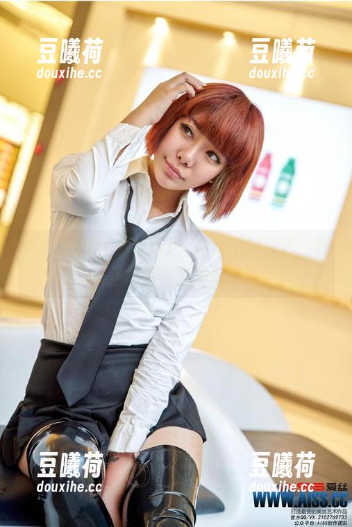 AISS爱丝(黄金版) - 写真中的渔色，索菲的美搭配着高清的陆地影像。