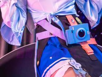 精选!Aery Tiefling的“美少女战士”原图,妥妥的,光影打得真好,感觉扑面而来一股灵气。
