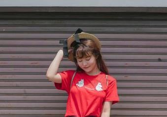 BoLoli菠萝社 - 我发现柳侑绮Sevenbaby的礼服美图，连我的图包都嫉妒了！