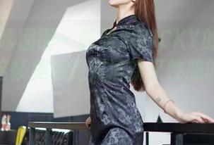 Feilin嗲囡囡 - 陈雅漫VICKY的婚纱写真集，这帧美照是对清新又性感的调和吗？