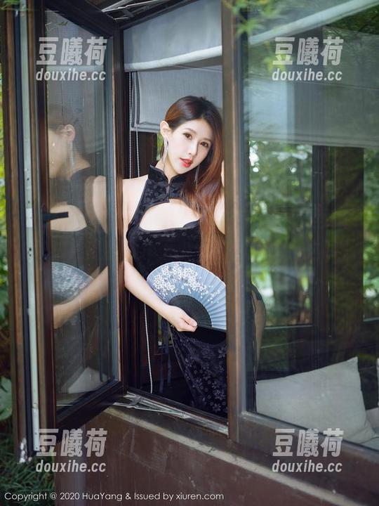 HuaYang花漾 - 这里有艾栗栗栗栗栗栗吖的JK资源，介于少女和别扭成人之间——果然是个矛盾体！
