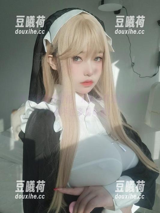 一言不合就弹吉他，K酱的高清作品集让人忍不住多看两遍！