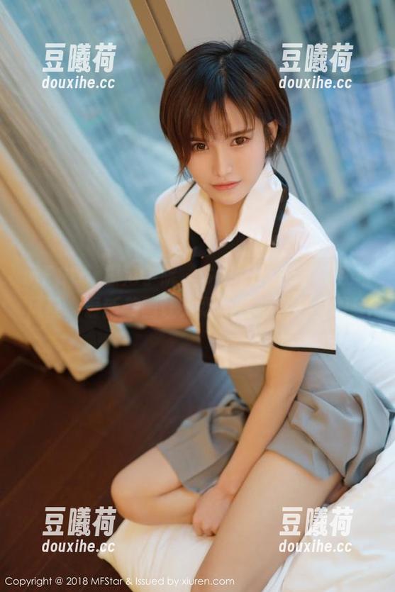 MFStar模范学院 - SiByl李思宁的红裙风暴，最新美图让人忍不住想多看几眼！
