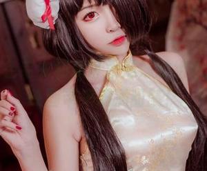 全套白色毛衣和超可爱妹妹的组合，喵糖映画带来满满甜腻！