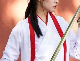 MiiTao蜜桃社 - 拯救尴尬？缇娜美Tinami的白衬衫教你如何无圣光演绎美图风。