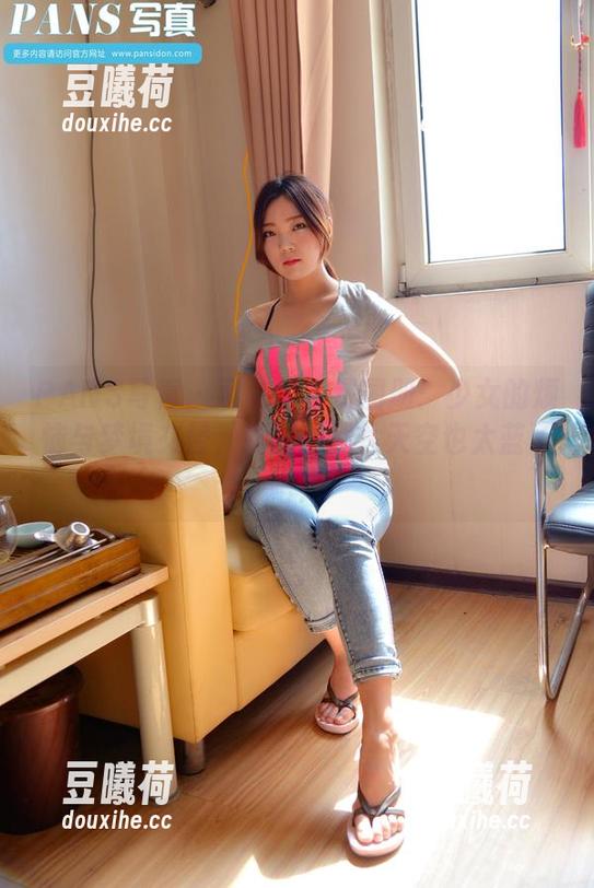 PANS写真 - 可儿的免费图册：少女的烦恼与梦境交替，拜托…那片天空也太蓝了吧！