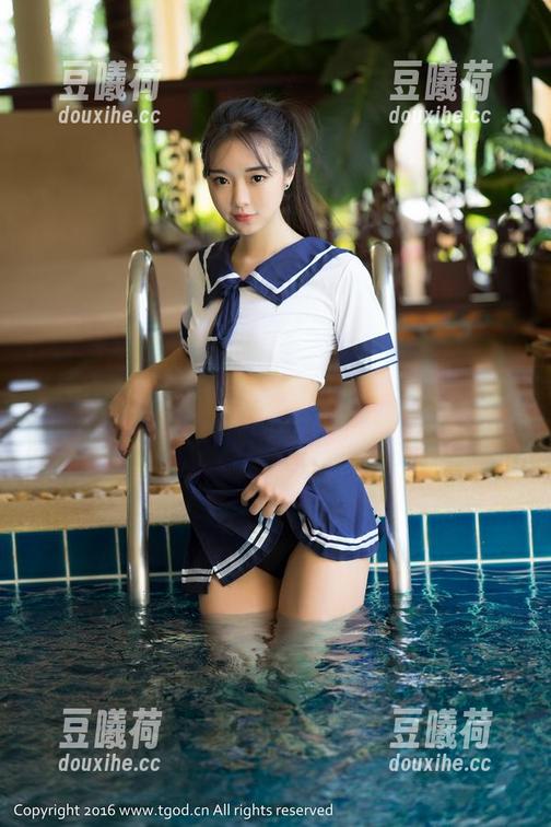 QingDouKe青豆客-施忆佳Kitty酱 QingDouKe青豆客 - 施忆佳Kitty酱的制服图片合集:插画般的现实和想象交织