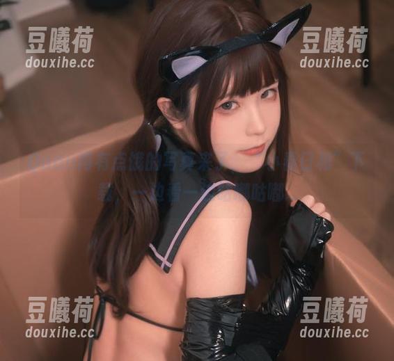 Quan冉有点饿的写真来了，“小春日和”下载，一边看一边咕嘟咕嘟...