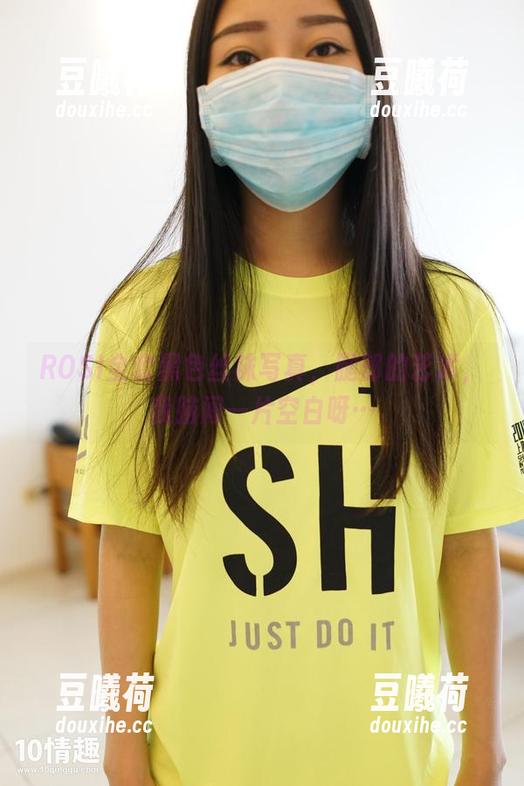ROSI口罩 ROSI全套黑色丝袜写真,腿部的艺术,我脑间一片空白呀…