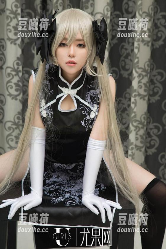 UGirls尤果网-夏雨桐 UGirls尤果网 - 原图里的夏雨桐和蕾丝,这组合我无法拒绝,壁纸已经设置了!