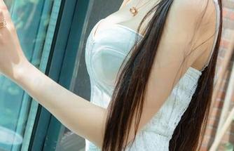 UGirls尤果网 - 试问：张译文的高清旅拍精准到哪？可能连草尖上的露珠都不放过