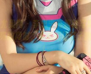 UGirls尤果网 - 李思宁高跟鞋写真合集：穿得漂亮的同时，小心别让鞋子抢了风头！