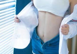 UGirls尤果网 - 从皮衣到优雅？王谨轩高清写真表示听不懂
