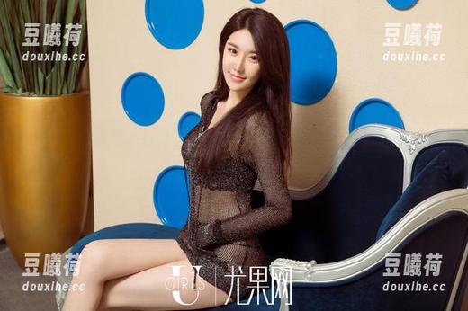 UGirls尤果网 - 烤肉的小飞鸟——芝芝Booty空姐无圣光诱惑图包！
