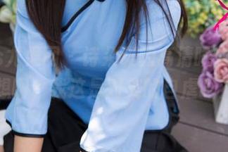 UGirls尤果网 - 诗朵雅的高清睡衣写真，想啊，我这是对美的自虐吗？