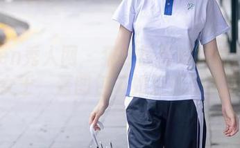 Xiuren秀人网 - 猫咪巨臀妹妹化身惹人爱的女王，看图包不如直接顶礼膜拜！