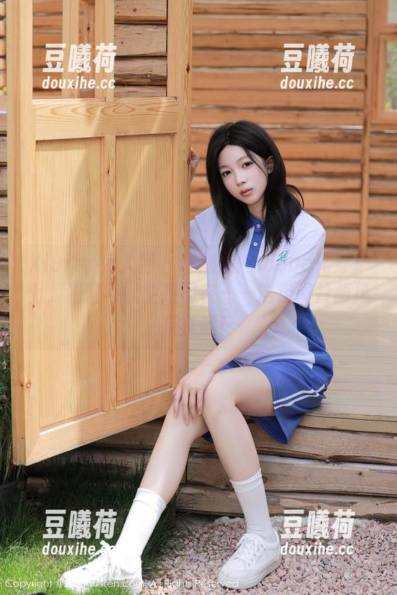 Xiuren秀人网-程慧娴Phoebe Xiuren秀人网 - 程慧娴Phoebe化身护士,甜蜜与职业感同在——这组图片画风反差萌!