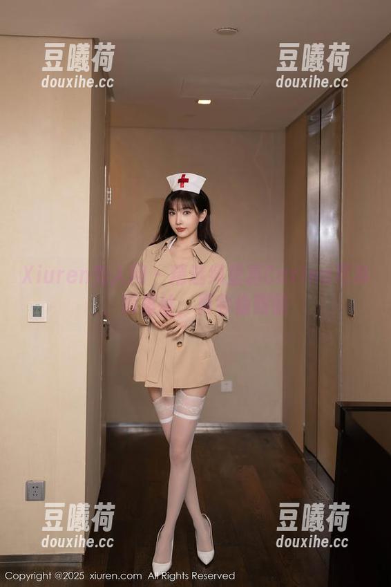 Xiuren秀人网 - 精选绮里嘉Carina写真，裤里丝，真会偷眼睛