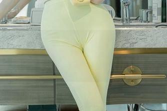 Xiuren秀人网 - 陆萱萱cecillia的美足写真：喜欢让你想象的线条。