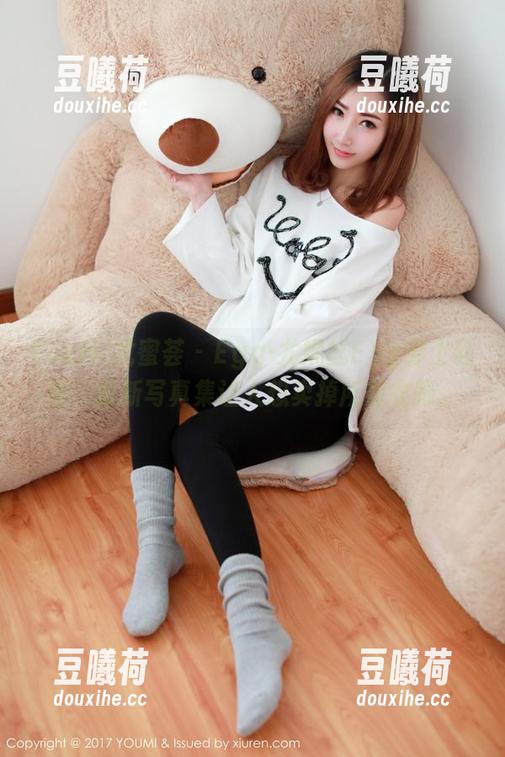 YouMi尤蜜荟-Egg-尤妮丝Egg YouMi尤蜜荟 - Egg-尤妮丝Egg穿上红裙,最新写真集让人想卖掉所有衣服。