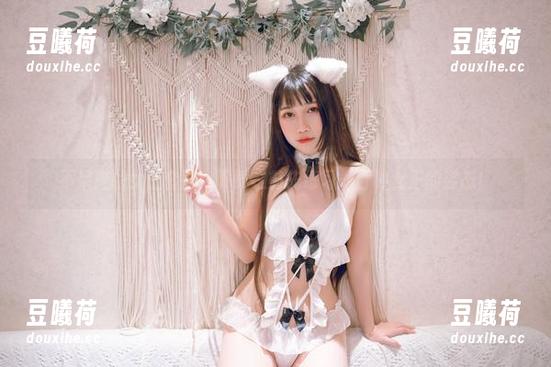 不呆猫 不呆猫的女王套图:下载之前先练习一百种女王的姿态!