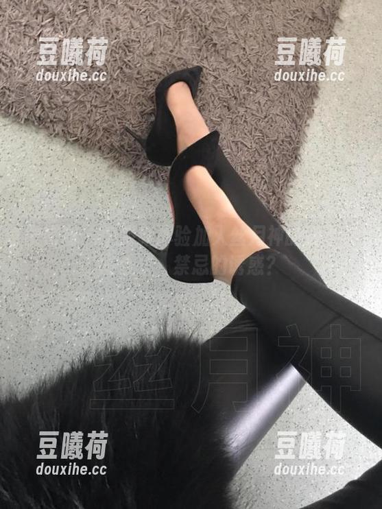 丝月神 微密圈 - 卫浴新体验加入丝月神的浴室套图合集,禁忌的诱惑?