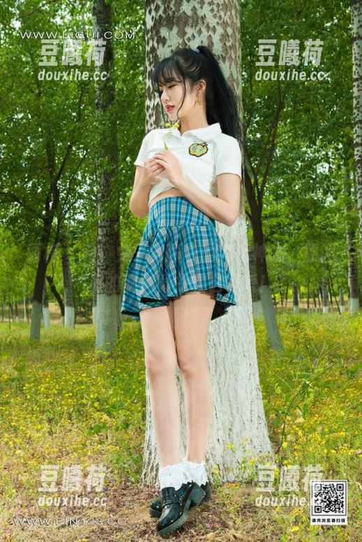 丽柜 - 看！兔子穿睡衣的高清神态，原图里的慵懒竟是这么可爱！