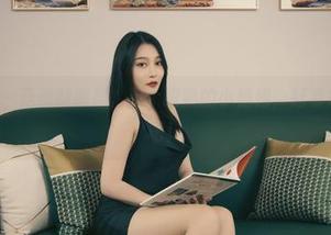 丽柜ligui - 蕊蕊制服照，那个眼熟的小姐姐，赶紧来免费下载吧！