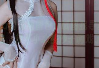 二佐Nisa的海边图包：试图找寻夏日里的轻松，却不小心被沙子调戏了？