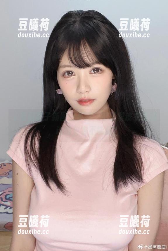 千反田鹿子新图包更新，英梨梨皮衣登场，谁说皮衣不能甜？