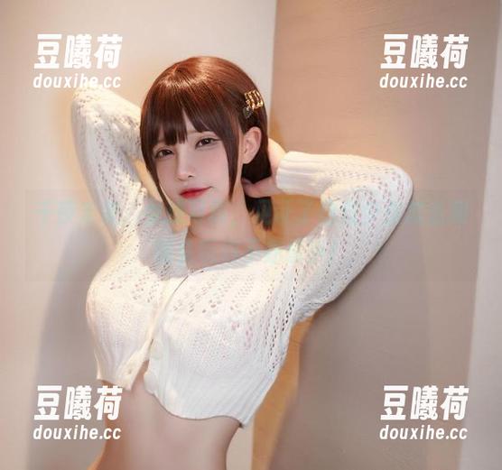 千夜未来 千夜未来:女孩写真,见证了这位少女怎么和镜头玩得不亦乐乎!