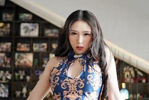 嗲囡囡 - 听说陈雅漫VICKY的“粉色”原图释放出一股甜蜜气息，难怪粉丝们纷纷表示：这画我想当背景！