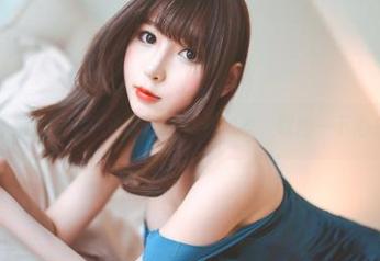 壁纸级别的俏皮！小酥酱穿女仆内衣，嗖的一下心头一紧