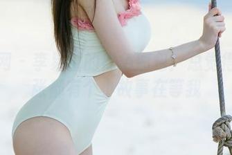 尤果网 - 李易童的黑色图包：总觉得每一张都有个小故事在等我