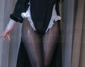 最新一季的体操服照，屿鱼yukakocos低趴，哈哈哈我能把这翻进天上去！