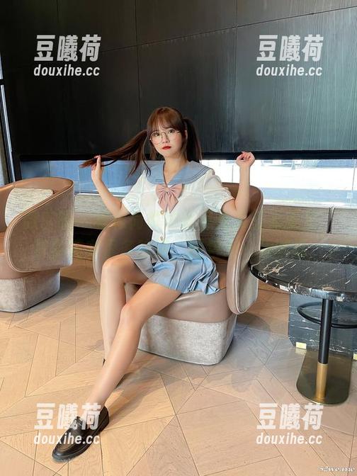 微密圈 - 看似简单的张思允无圣光美足，其实还有很多味道，图包来一发试试。