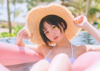 念雪ww礼服作品集的新一波更新，真希望她能教教我怎么穿出这种气场。