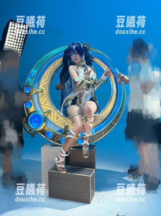 下载是你的阿薰呀的魔女图集，保证让你离不开这个“魔法师”！