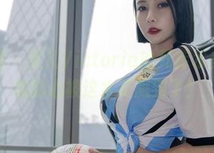 微密圈 - 果儿Victoria的死库水美图，我的心被这水花溅到了！