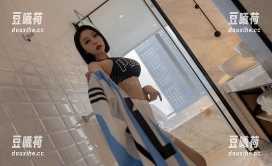 果儿Victoria 微密圈 - 无意间发现的,果儿VictoriaJK全套图片,别说我没提醒你