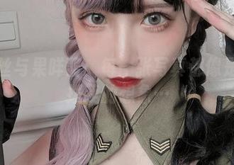 白蕾丝与果咩酱：每一张写真都像是在撩拨我的想象…
