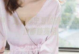 梦丝女神 - 这就是宁夏的旗袍？美图在旁边静静亮相