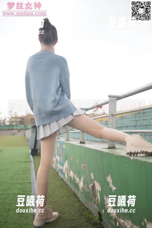 梦丝女神-璇璇 梦丝女神 - 体操服写真,我想问,璇璇你是跟弹簧结婚了吗?跳得也太高了吧!