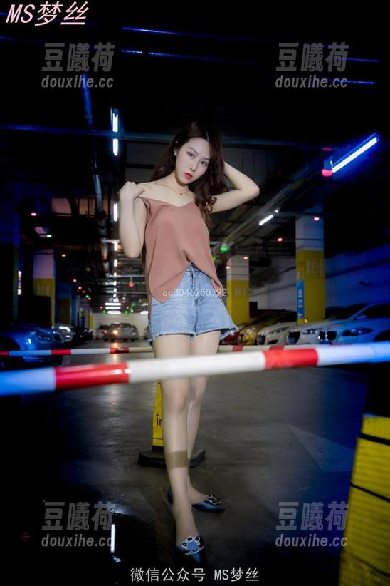 梦丝女神 - 笑笑的袜子系列：最新款，保证让你笑着分享给朋友！