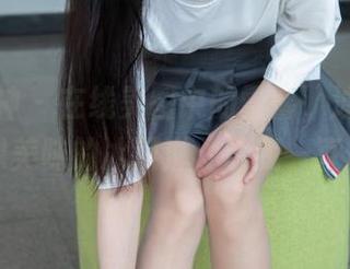 梦丝女神 - 在线美图中的雪馨，泳衣的剪裁就像美味的冰淇淋，让我一直停留。