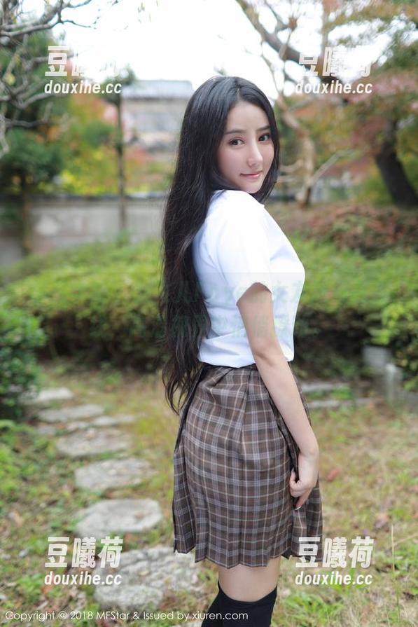 模范学院 - 刘飞儿Faye的女友风景在在线，高清视界中悄悄撩动。