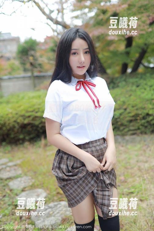 模范学院 - 熊吖BOBO的奶牛写真：当你想要的温柔与逗趣完美结合，牛气冲天！