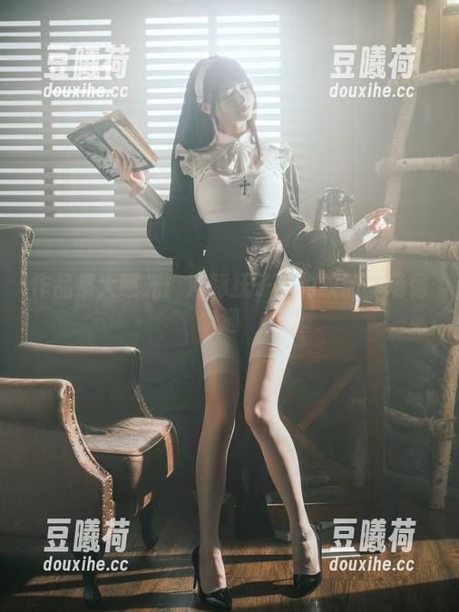 河豚抚子 作品集大曝光:河豚抚子与豹纹的一场偶遇