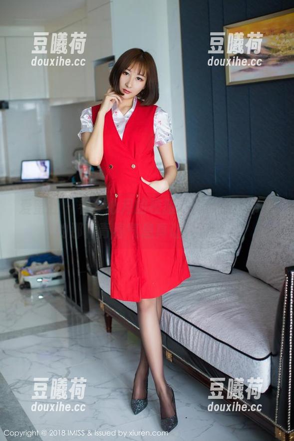 爱蜜社 - 看梦心月的校服写真，原图带来的那种青春气息真让人沉醉。