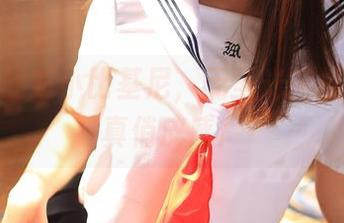 猫九酱的超小比基尼，无圣光挑战夏日写真俏皮感！